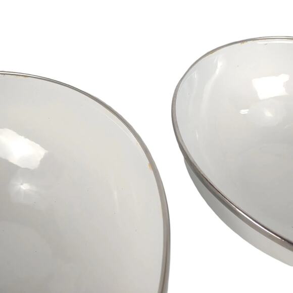 Set 2 Vtg White Metal Enamelware Fruit Serving Mixing Nesting Bowls Kobe Japan? - Picture 7 of 8